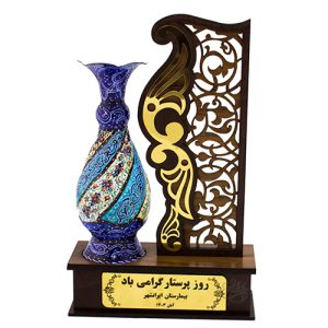 ساخت رنگ میناکاری چگونه انجام می شود؟ توضیحاتی کامل راجع به مواد اصلی ساخت 5 تندیس گلدان میناکاری 16 سانتی طرح پروانه